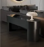 _Skillful work with leather and glass_